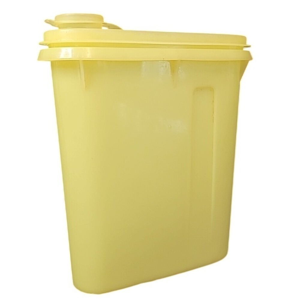 Vintage Tupperware Beverage‎ Buddy Pitcher 1 Qt w Lid Yellow 792 793
